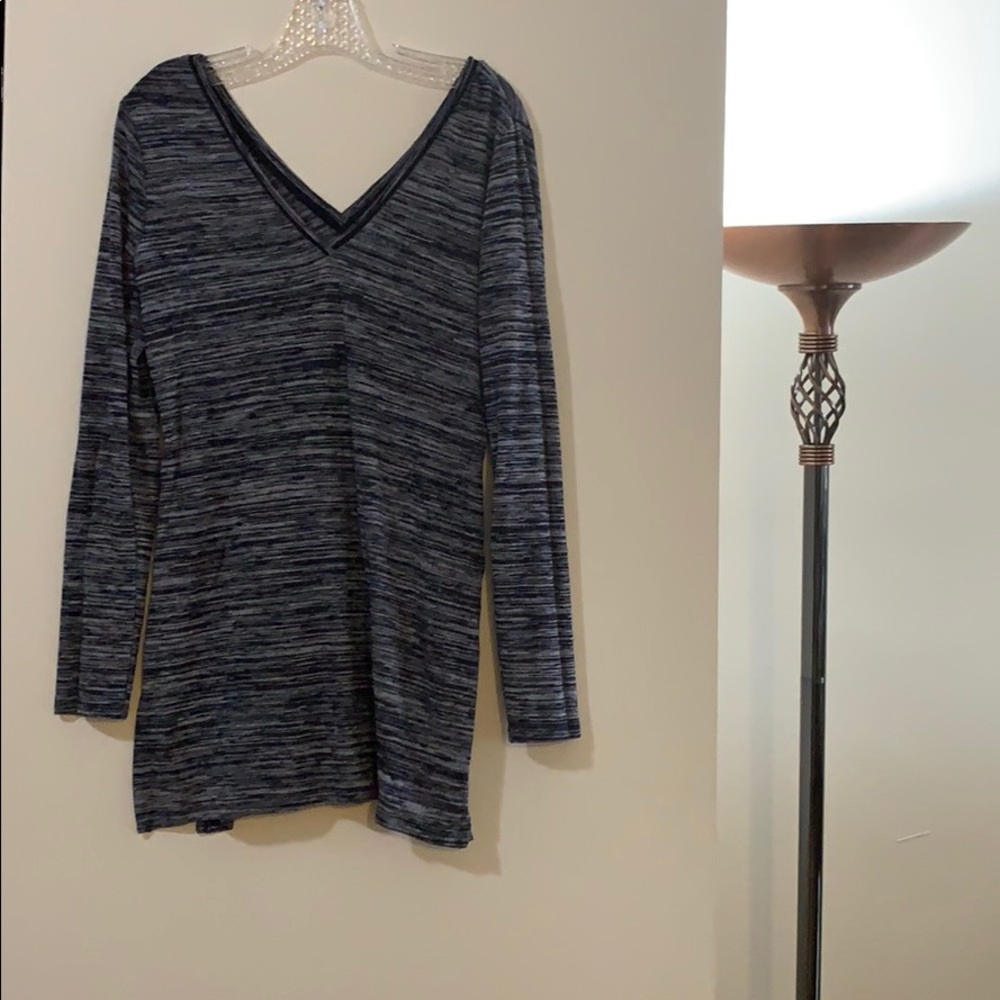 WHBM top/tunic